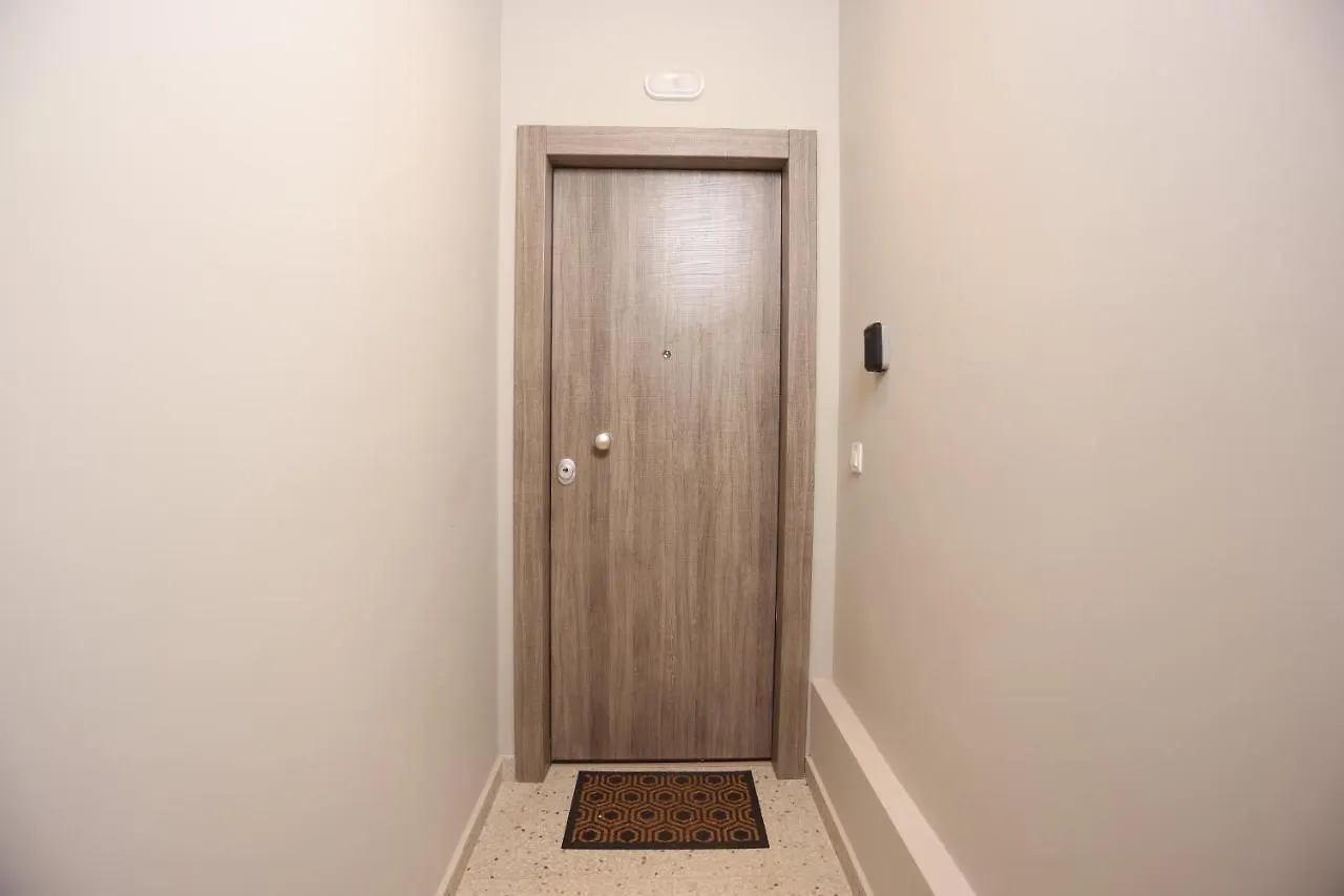 Zenou 24 Downtown Apartment Salonic